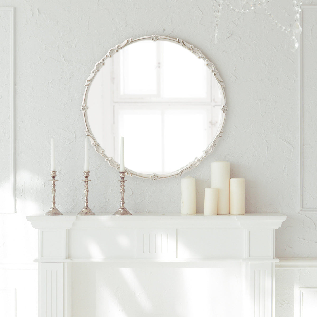 Kate and Laurel Brynley White Round Framed Wall Mirror