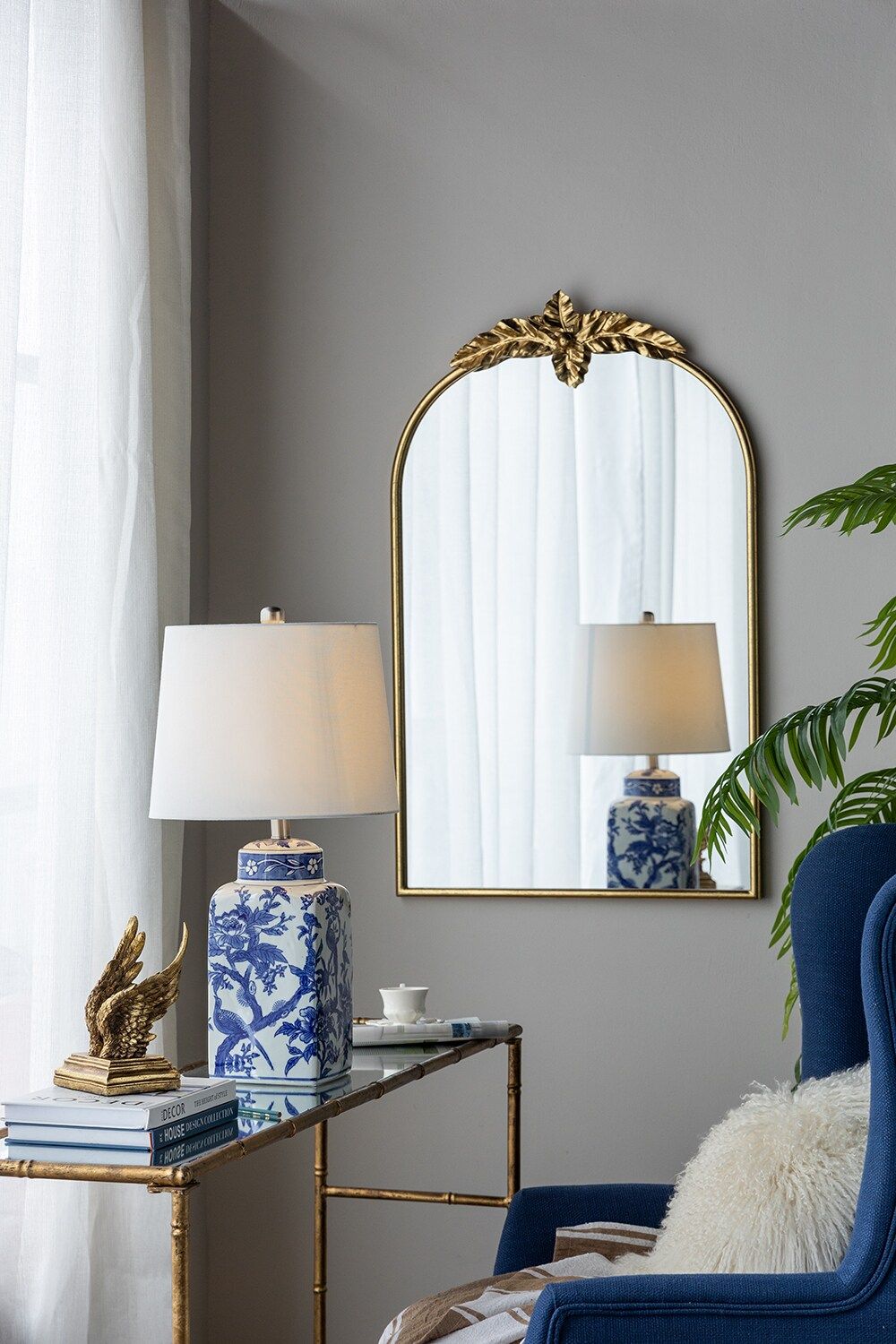 Misty Moon Blue and White Ceramic Vase Table Lamp with White Linen Shade