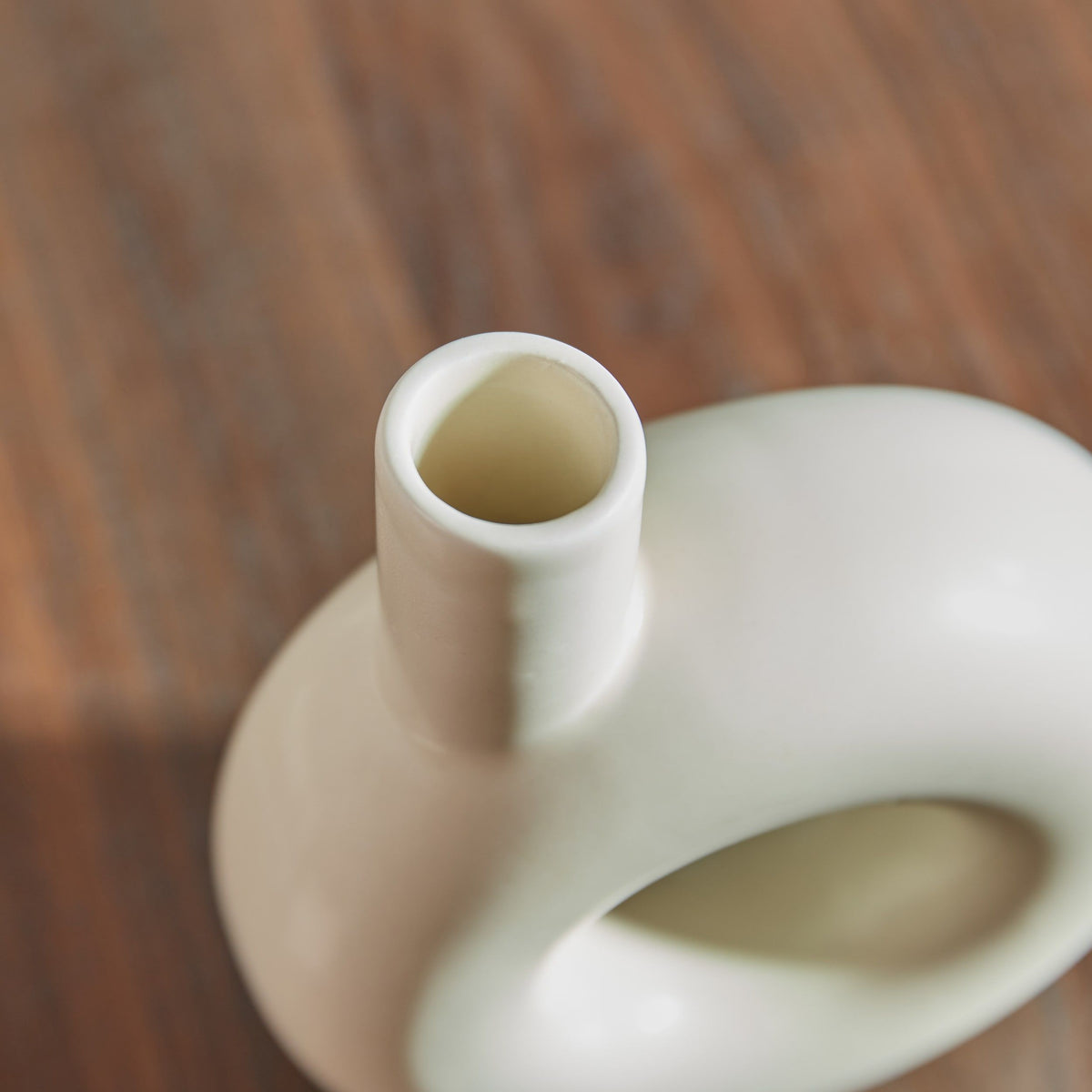 Origin 21 White Ceramic Modern Vase