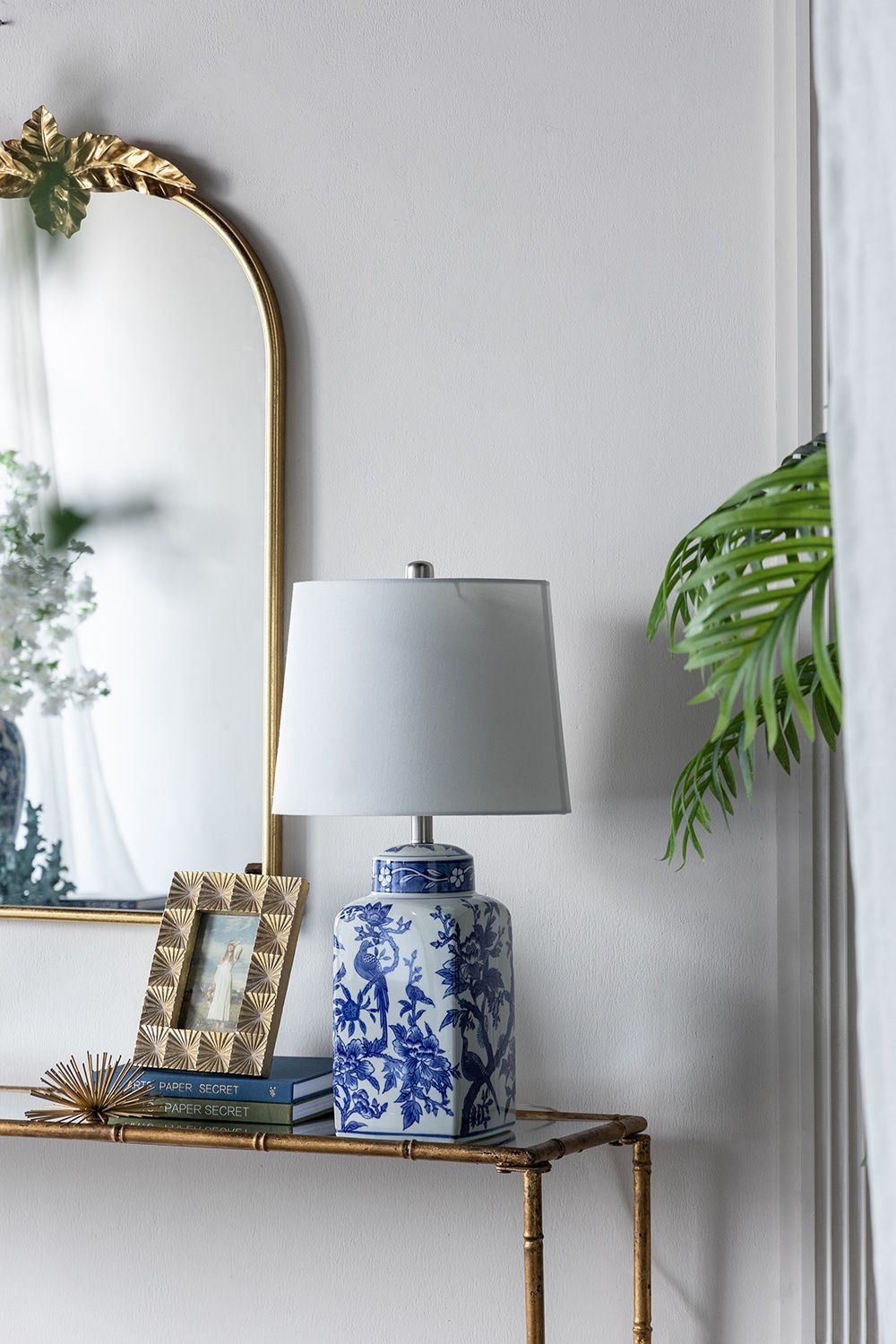 Misty Moon Blue and White Ceramic Vase Table Lamp with White Linen Shade