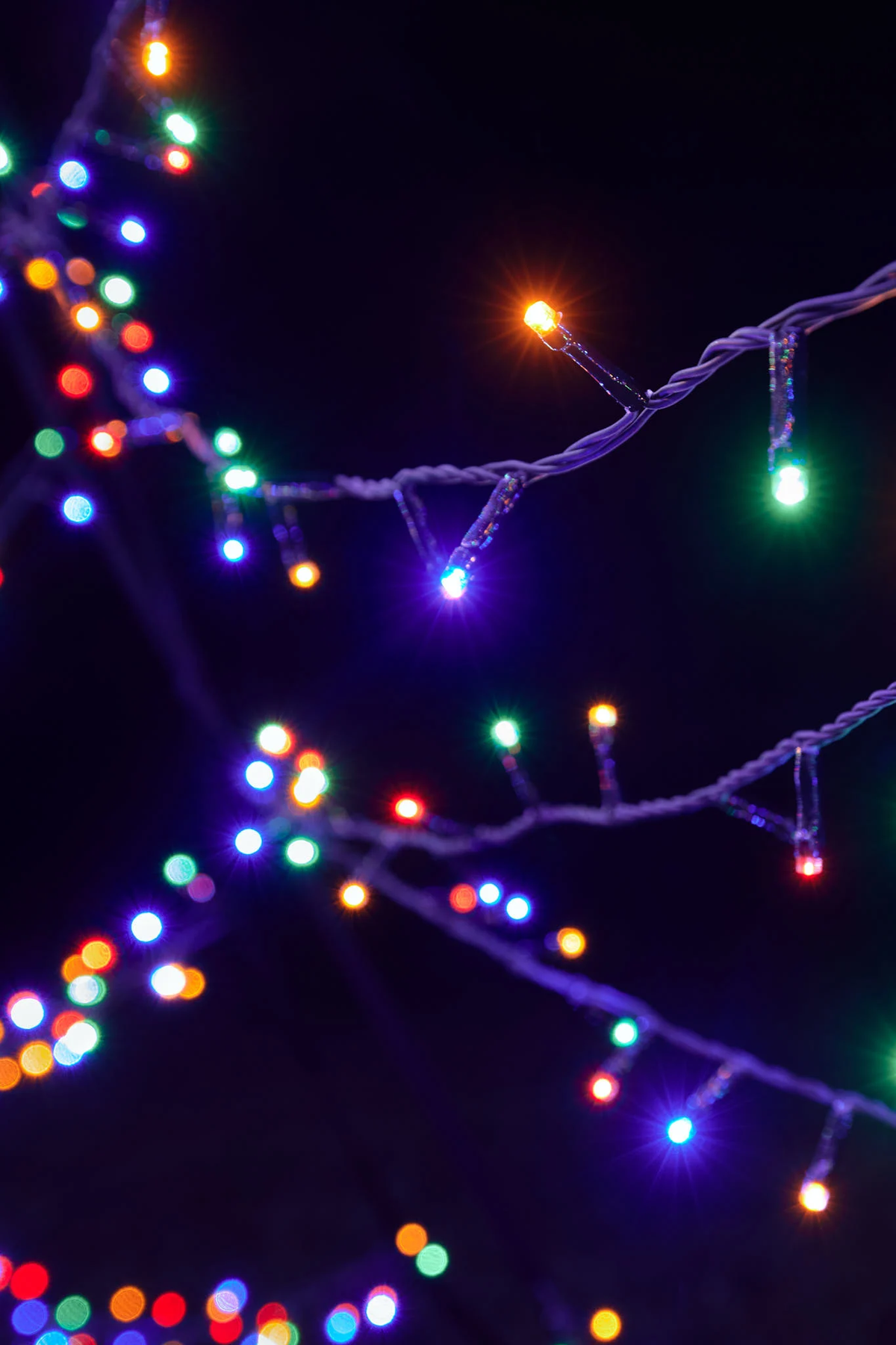 Fairybell 25 Foot Flagpole Tree - 1500 LED Multi Color