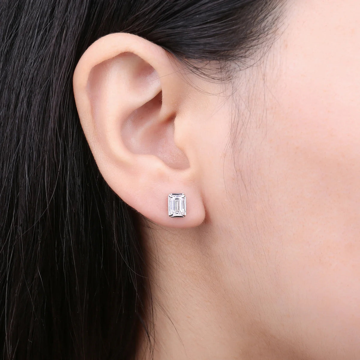 Moissanite D Color 1.6ct Pair Emerald Cut 925 Sterling Silver Stud Earrings