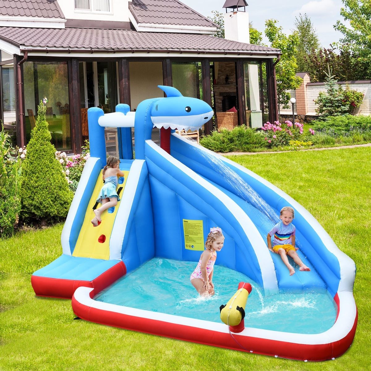 Parque acuático inflable 4 en 1 con tobogán largo y soplador de 735W