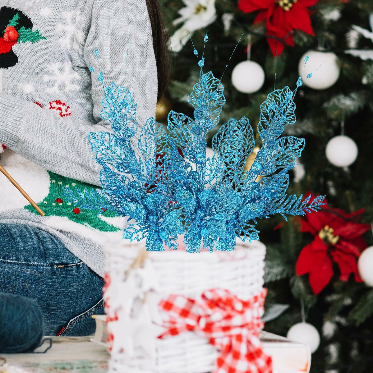 Adornos para árbol de Navidad Crazy Night, 16.3 pulgadas, 12 piezas, bayas con brillantina azul
