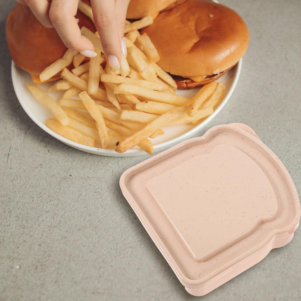 ABOOFAN 4 recipientes de plástico para sándwich con forma de tostada con tapa para almacenamiento de alimentos