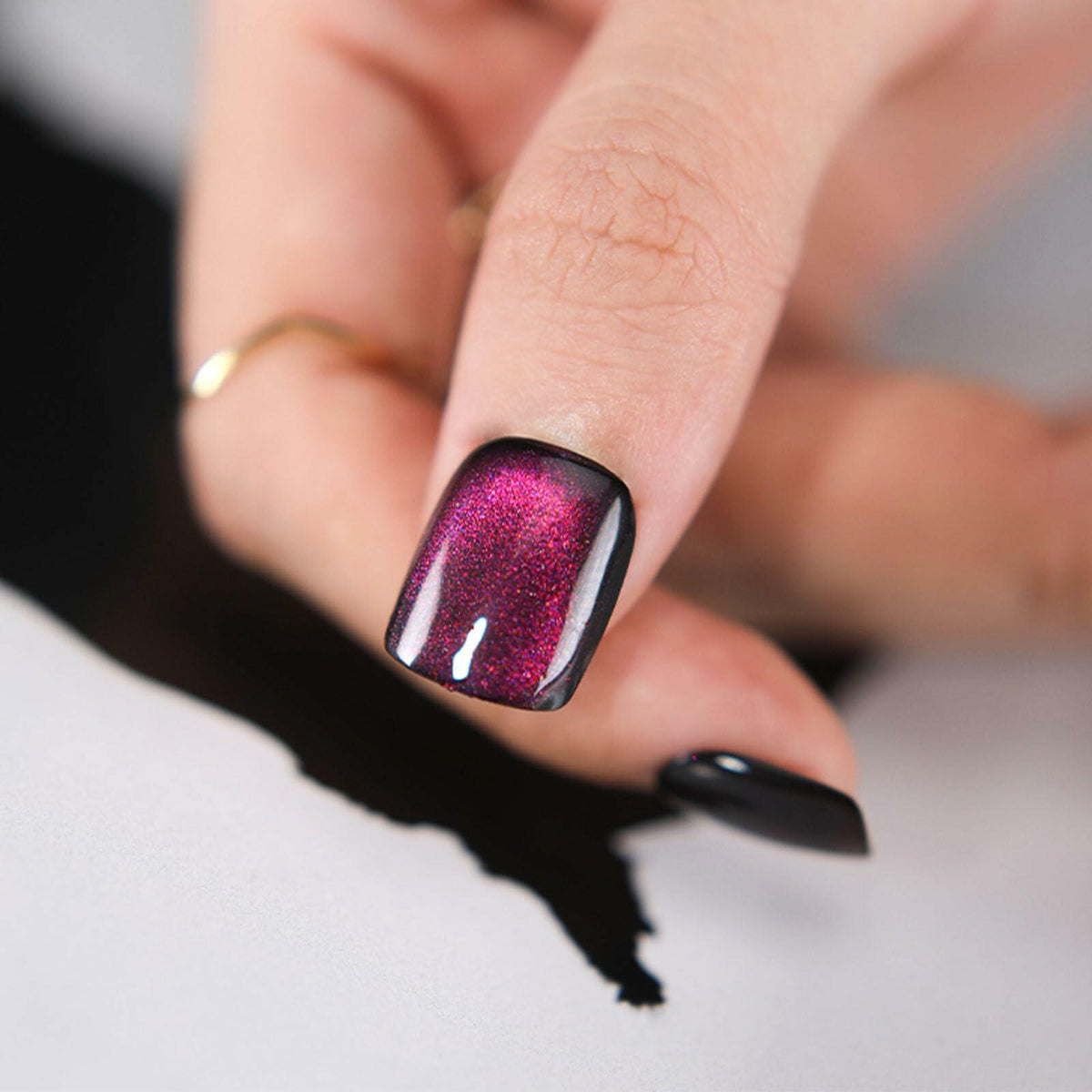 Uñas postizas cuadradas cortas de acrílico color morado con efecto ojo de gato que cambia de color, 24 piezas