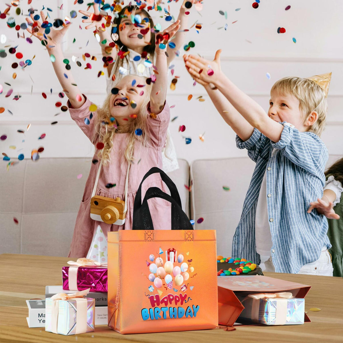 Bolsas de regalo de cumpleaños cabzymx con asas, diseño de globos amarillos, 18 unidades, pequeñas