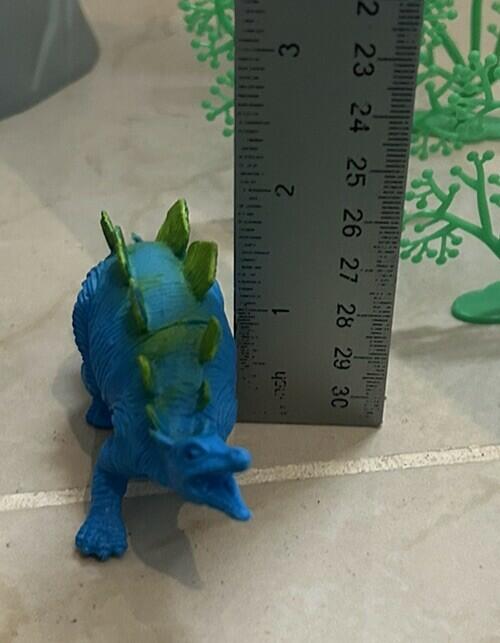 Cubo divertido de 27 piezas, figuras de acción de dinosaurios, Toy Planet. De segunda mano.