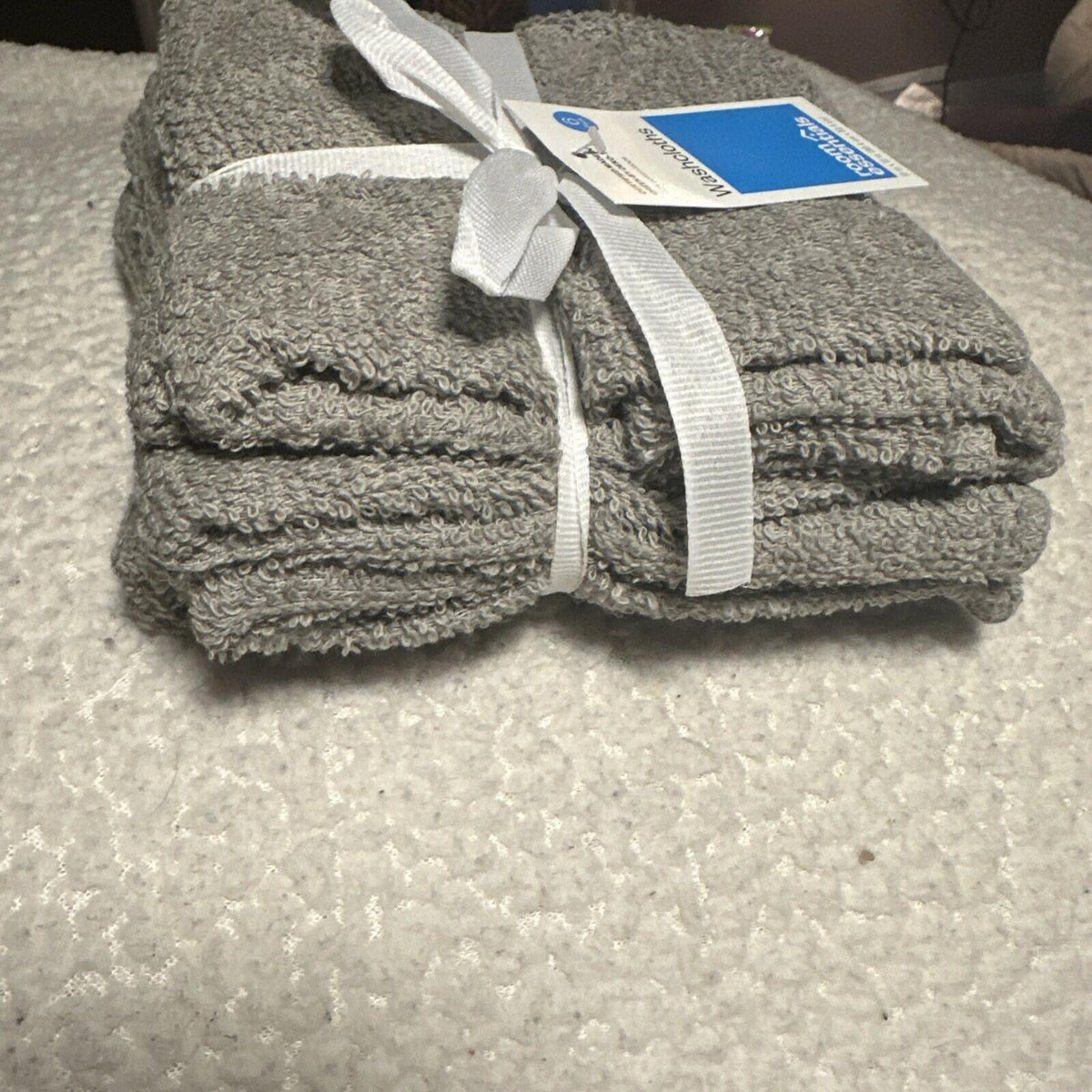 Paquete de paños de limpieza Room Essentials, gris claro, 12 x 12 pulgadas, 12 unidades