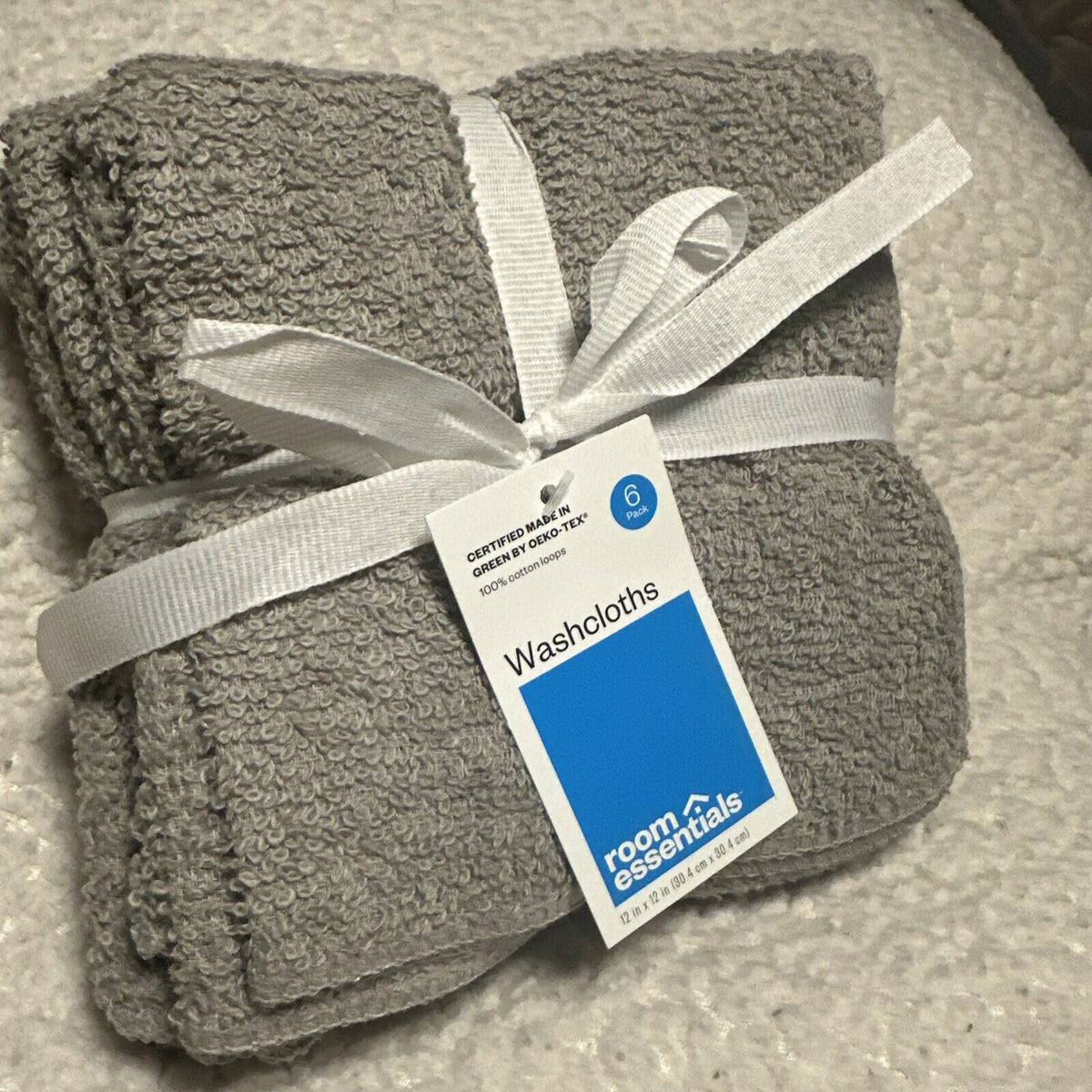 Paquete de paños de limpieza Room Essentials, gris claro, 12 x 12 pulgadas, 12 unidades