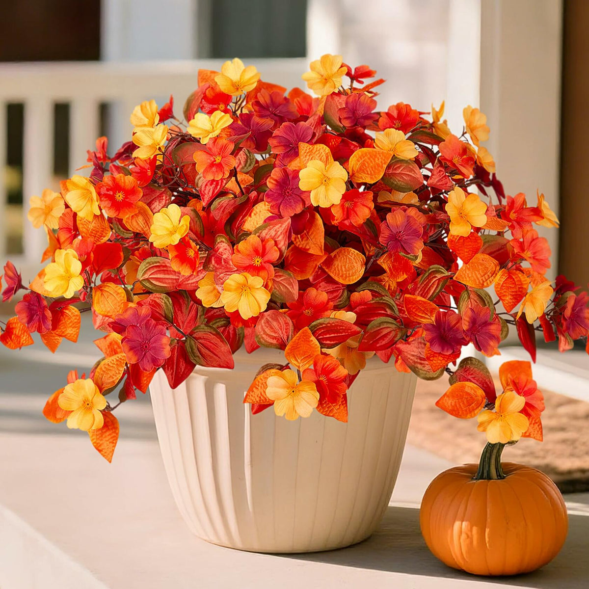 INXUGAO Flores artificiales de otoño, 2 piezas, seda sintética, color naranja, rojo y amarillo, resistentes a los rayos UV