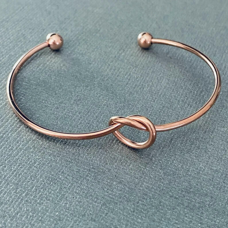 Pulsera brazalete abierto de acero inoxidable sin marca, diseño de nudo infinito, 2 piezas