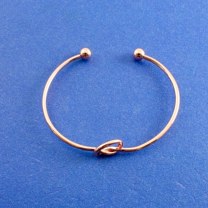 Pulsera brazalete abierto de acero inoxidable sin marca, diseño de nudo infinito, 2 piezas
