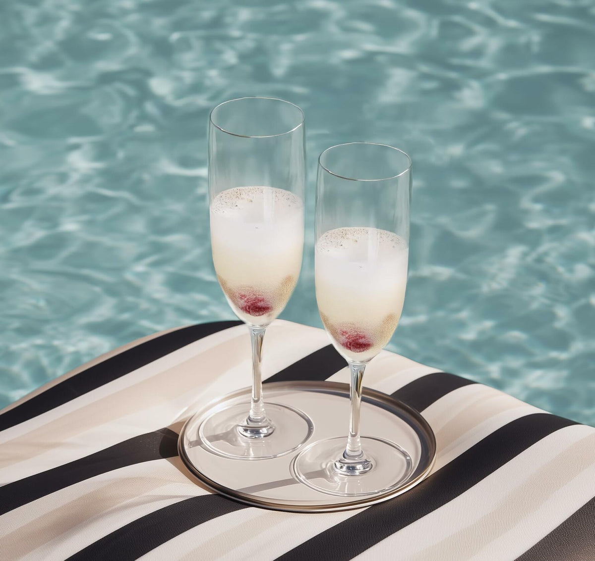 LAURANT Crystal Clear Plastic Champagne Flutes 6.25oz Set of 6 BPA Free USA