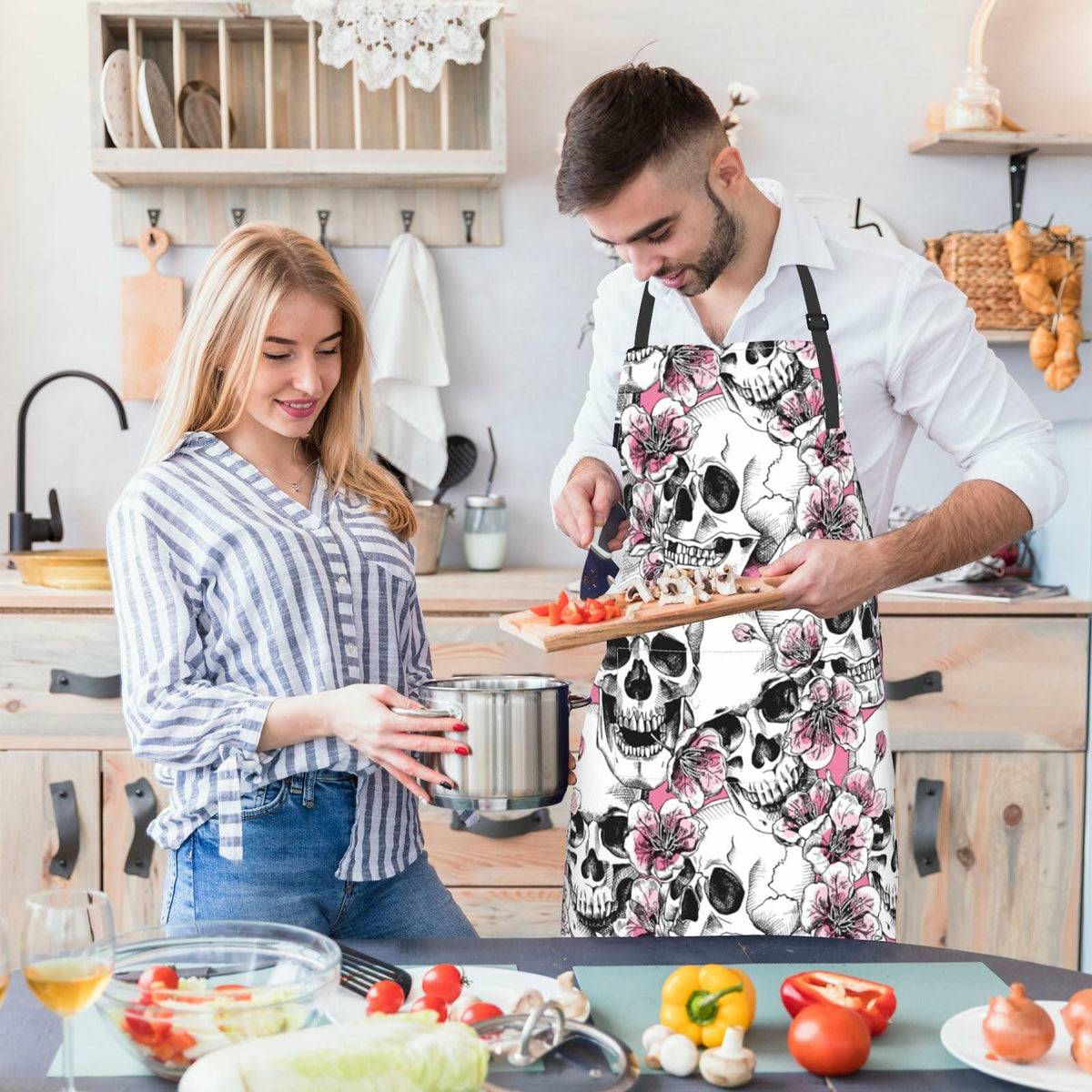 Delantal de cocina Fenmshairy con diseño de calavera de azúcar y flores, cuello ajustable, 2 bolsillos, talla única