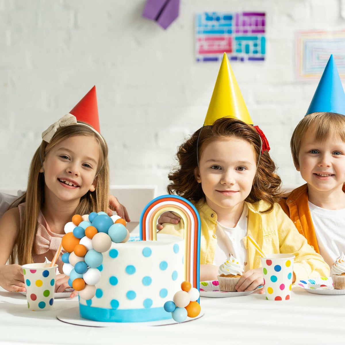 HAVAGDTM Decoraciones para pastel de bolas de espuma de color azul y naranja, 17 piezas