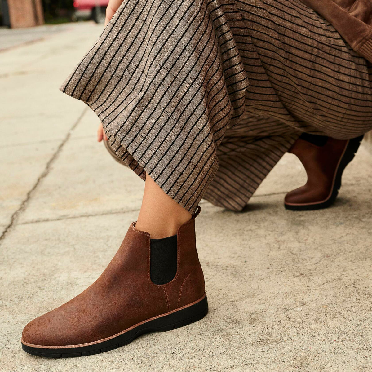 Botín Dr. Scholl's Northbound para mujer, negro liso, talla 8 W