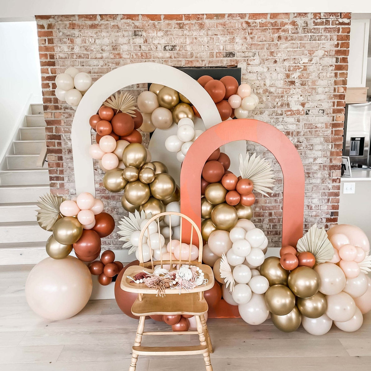 Premium Gold Latex Balloon Cluster (5", 11” and 17”)