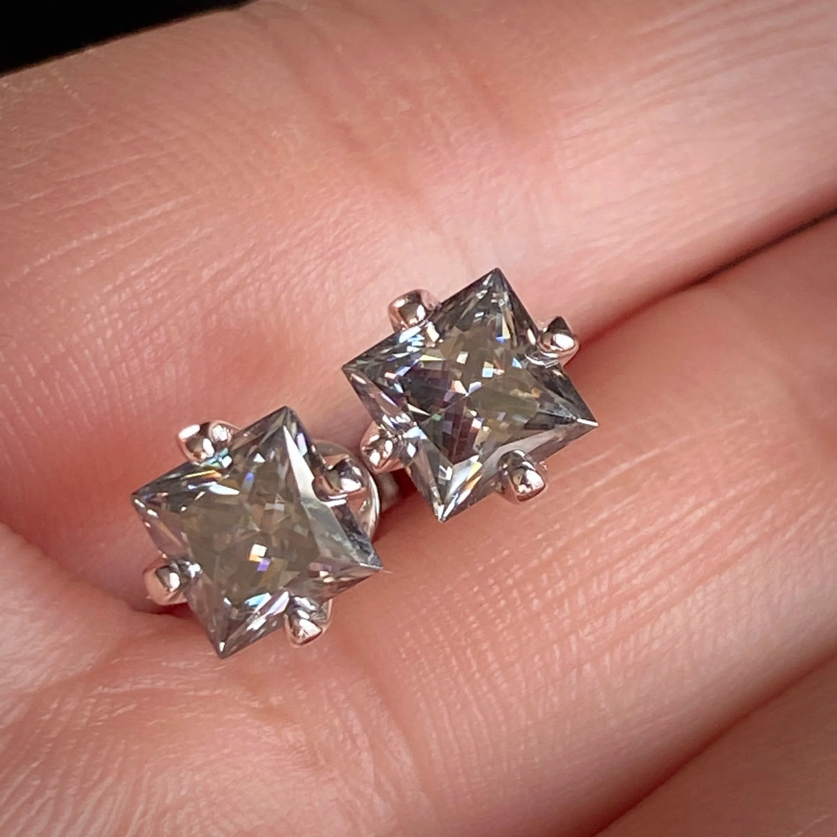 S925 Sterling Silver Gray Princess Cut Moissanite Stud Earrings for Women