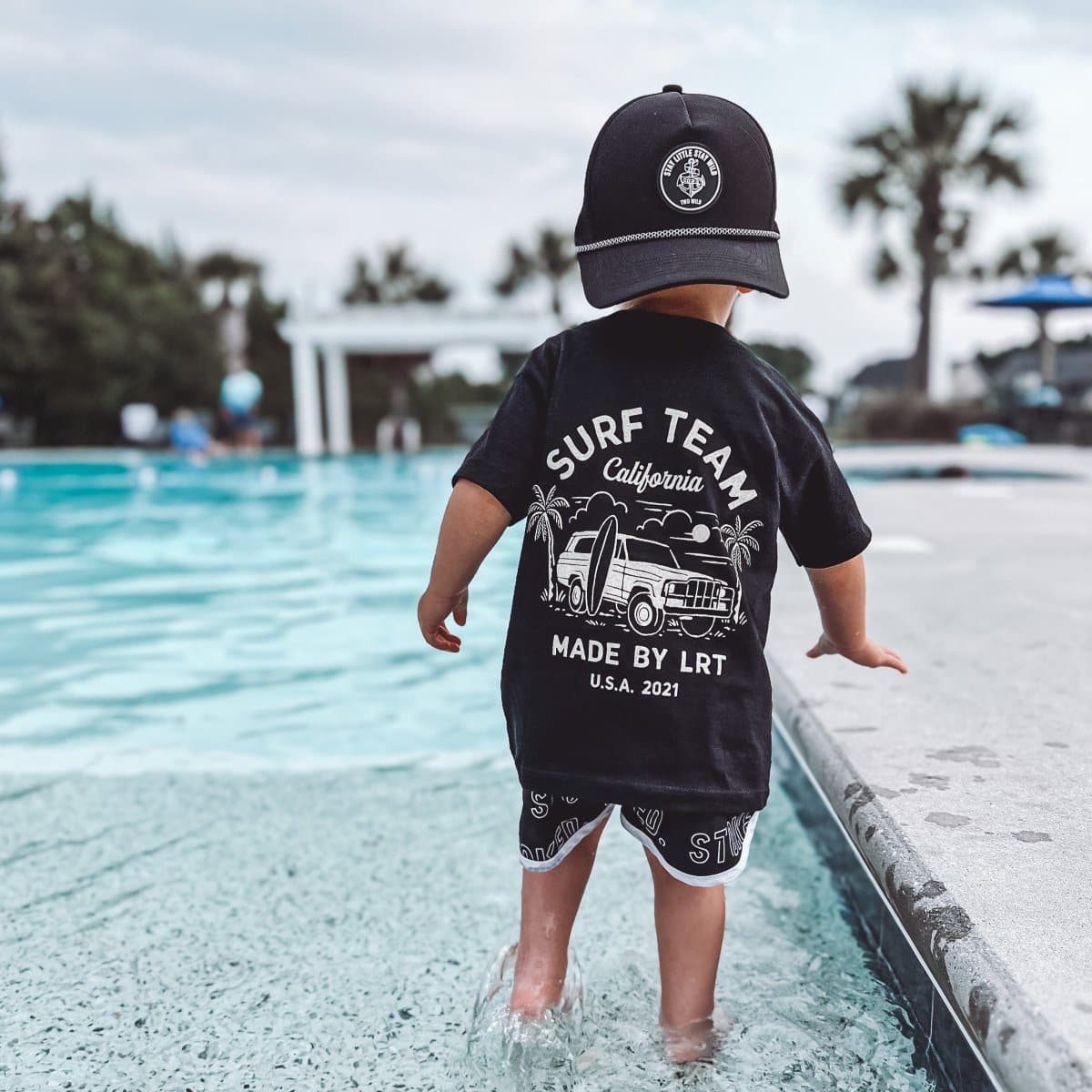 CAMISETA SURF TEAM - NEGRA